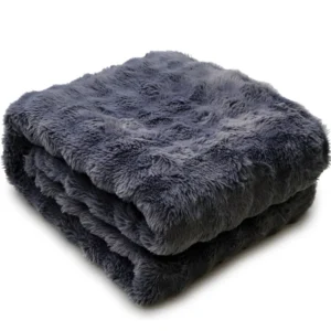 Luxury Faux Fur Throw Blanket